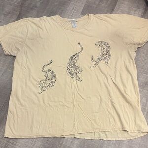 project social T oversized tiger tshirt